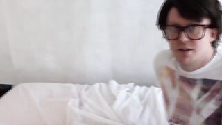 Hot Glasses Babe Gets Fucked By Casting Agent in Hardcore Audition