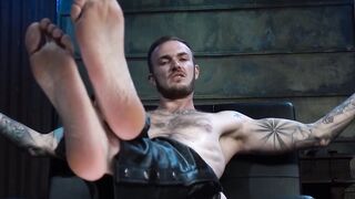 Christian Wilde's Thick Dick Unloads On Hot Body - POV