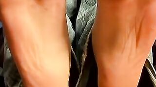Foot Fetish Goddess Uses Her Toe-Fleshlight For A Sensual Footjob