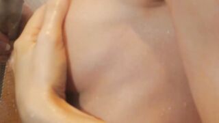Canadian Hottie Exposes Her Sexy Body in Racy Photoshoot