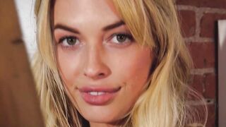 Canadian Hottie Exposes Her Sexy Body in Racy Photoshoot