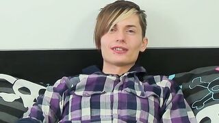 Twinks Unleashed - Hunk Twins Show Off Their Big Dick in Public