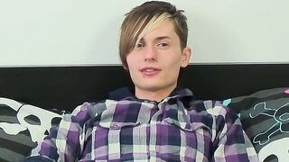 Twinks Unleashed - Hunk Twins Show Off Their Big Dick in Public
