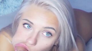 Hot MILF CherryLuxxx Sucks And Fucks On WebCam - French Version