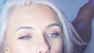 Hot MILF CherryLuxxx Sucks And Fucks On WebCam - French Version