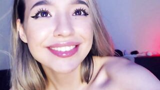 Amateur Teen Babe Rides A Huge Dick And Gets Her Ass Pounded Hard