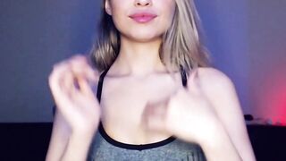 Amateur Teen Babe Rides A Huge Dick And Gets Her Ass Pounded Hard
