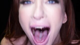 Teen Cuties Share Double Facial in Threesome