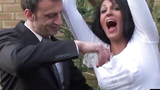 Ink-Enthusiast LouLou Kay Gets Ripped Outside By A Huge Dick