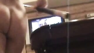 Teen Webcam Girl Exposes Herself in Live Cam Show