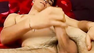 Solo Masturbation - Twinkle-Eyes Hunk Jack Off For The Camera
