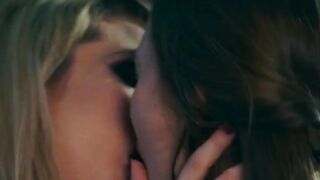 Lesbians Love Licking Each Other's Pussy - Girl on girl action with hot babes