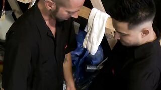 Muscle Hunk Matty Bullough Fucks Two Hot Guys in Threesome Action