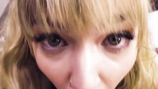 Blonde Bombshell MacKenize Moss Gives A Deep Throating Lesson In Point Of View
