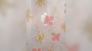 Mature Amateur Granny Dildoing in Bathtub - OldNannysGrandma