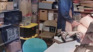 Big Booty Bouncing Sidewayz - Officer Fucks Hot Redhead With Huge Ass