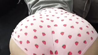 Big-Booty Babe Jeanette Rides A Big Dick In Levitating Position