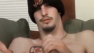 Skinny Hunk's Leg Massage Ending in Hot Load
