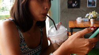 Thailand's Hottest Girlfriend Gives Morning Blow Job & Coffee Break
