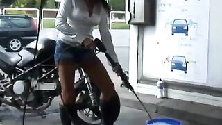 Hot MILF Gina Kimmeer Fucked From Behind - POV Perspective