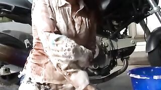 Hot MILF Gina Kimmeer Fucked From Behind - POV Perspective