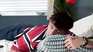 Teen MILF Uses Magical VR Goggles to Teach Sex Ed Lesson on Older Man