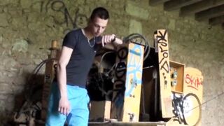 Fabulous Fellatio Fiesta - Skinny Babe Gets Facial From Huge Dick