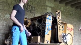 Fabulous Fellatio Fiesta - Skinny Babe Gets Facial From Huge Dick