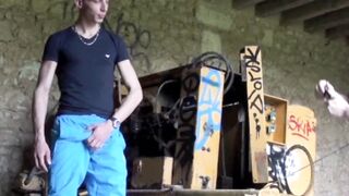 Fabulous Fellatio Fiesta - Skinny Babe Gets Facial From Huge Dick