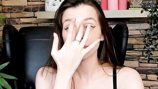 Brown-Haired Babe Masturbates in Front of Camera