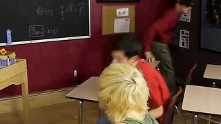 Twinks Bareback Hardcore Threesome - Hot Blond & Brunettes Fuck Raw