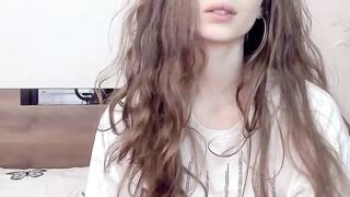 Hot Amateur Girl Shows Off Her Pussy For Tokens - Camgirl POV