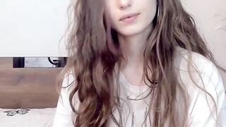 Hot Amateur Girl Shows Off Her Pussy For Tokens - Camgirl POV