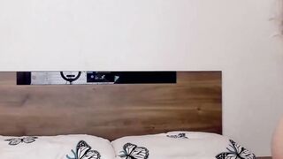 Hot Amateur Girl Shows Off Her Pussy For Tokens - Camgirl POV