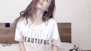Hot Amateur Girl Shows Off Her Pussy For Tokens - Camgirl POV