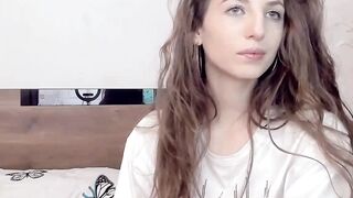 Hot Amateur Girl Shows Off Her Pussy For Tokens - Camgirl POV