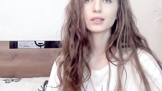 Hot Amateur Girl Shows Off Her Pussy For Tokens - Camgirl POV