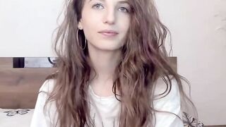 Hot Amateur Girl Shows Off Her Pussy For Tokens - Camgirl POV