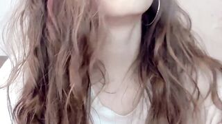 Hot Amateur Girl Shows Off Her Pussy For Tokens - Camgirl POV