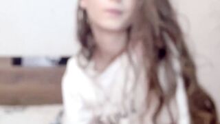 Hot Amateur Girl Shows Off Her Pussy For Tokens - Camgirl POV