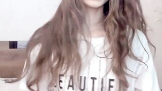 Hot Amateur Girl Shows Off Her Pussy For Tokens - Camgirl POV