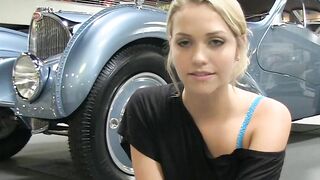 Blondie Bombshell Blowjob & Riding A Sextoys For Her Man's Pleasure