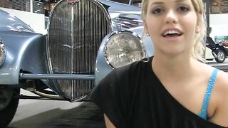 Blondie Bombshell Blowjob & Riding A Sextoys For Her Man's Pleasure