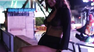 Elle Walks Naked in Public with Her Big Boobs on Display" (French to English Translation)