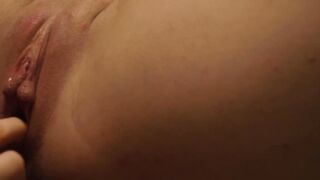 Hot Babe Jessica Santos Sucks Toes & Pussies In A Hard Core Threesome