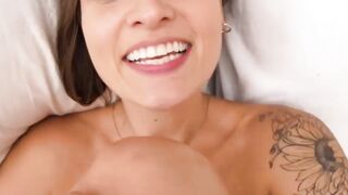 Step-Mom's Hot Side Fuck - Stepdaughter Gets A Hardcore Creampie