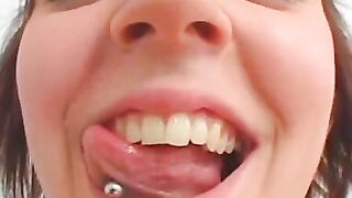 Salicious Beauty - Wild Sex Adventure with Hot Babe AliciaAves