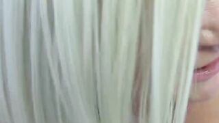 MILF Facesitting Blowjob - Older Woman Seduces Young Stud With Her Pussy
