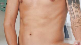 Hot Amateur Guy Jacks Off His Massive Boner For A Solo Orgasm
