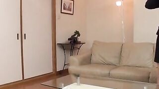 Asian MILF Akubi Yuemmi Facesitting Blowjob & Riding Huge Dick - POV Creampie